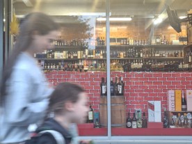 Los vecindarios con la mayor densidad de licorerías, también tuvieron una prevalencia tres veces mayor de consumo.